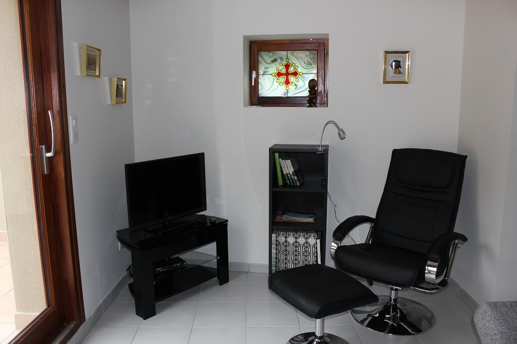Le Pailler De La Planque Apartment Camplong Ngoại thất bức ảnh